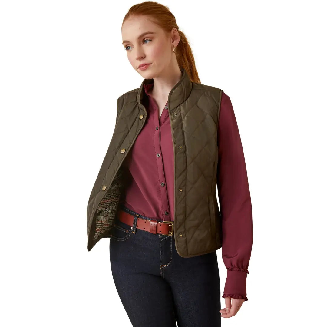 Metallic Shimmer Women's Waistcoat in Silver for a Shiny and Eye - Catching Party Outfit Ariat Womens Woodside Vest Metallic Shimmer Women's Waistcoat in Silver for a Shiny and Eye - Catching Party Outfit Ariat Womens Woodside Vest