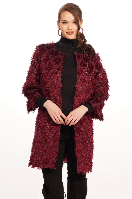 Women's knee - length wool blend coats with a fur collar for added warmth Car Coat