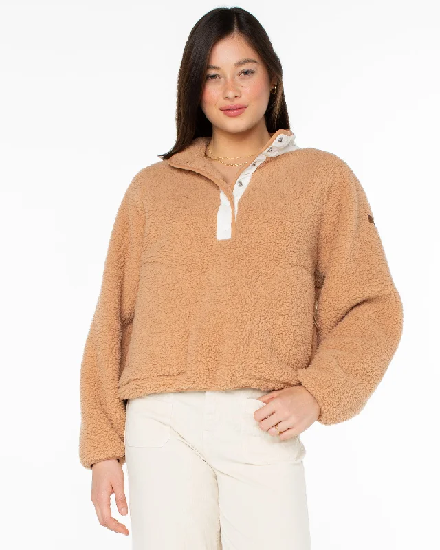 Women's Fleece - Trimmed Scarf in Gray to Add a Touch of Warmth Kipsie Solid Fleece Sweater - Camel Women's Fleece - Trimmed Scarf in Gray to Add a Touch of Warmth Kipsie Solid Fleece Sweater - Camel