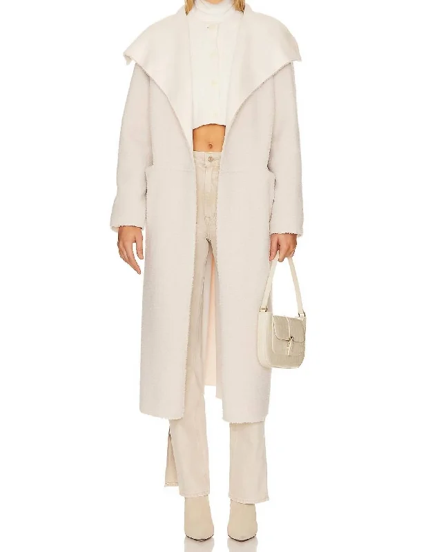 Women's Artificial Fur - Trimmed Rompers​ Reversible Faux Fur Coat In Cream