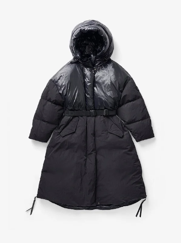 down coat with multiple pockets​ W Long Down Puffer - Black