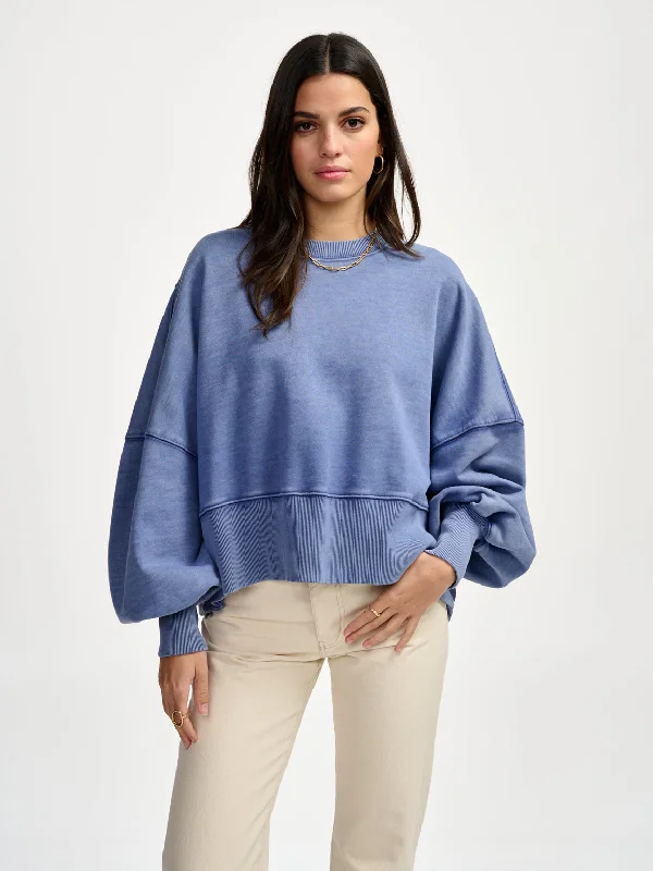 Women's tie - dye hoodie in bright colors for a retro and eye - catching style Sweatshirt Salva T16 Salva T1622 Indigo Women's tie - dye hoodie in bright colors for a retro and eye - catching style Sweatshirt Salva T16 Salva T1622 Indigo
