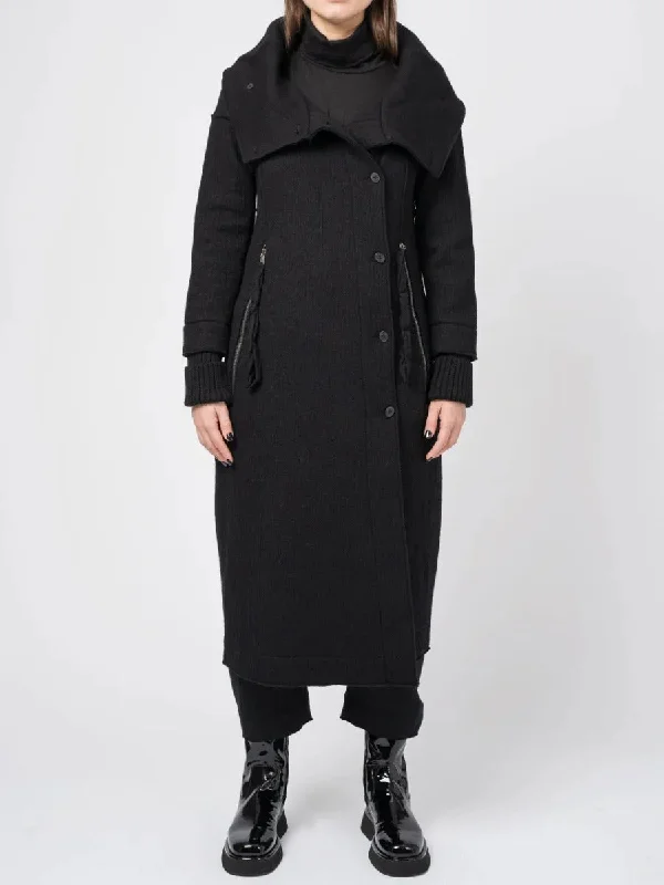 Women's pea coats in a plus - size fit for a flattering and warm winter coat  COAT