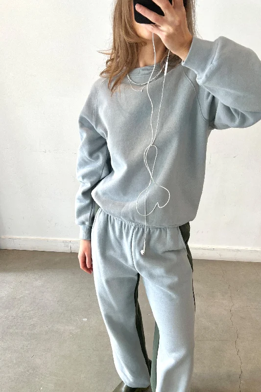 Women's sherpa - lined hoodie for extreme cold weather outdoor activities CREWNECK SWEATSHIRT Women's sherpa - lined hoodie for extreme cold weather outdoor activities CREWNECK SWEATSHIRT