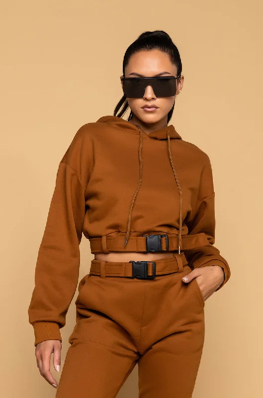 Women's mock - neck sweatshirt made of moisture - wicking material for fitness use EASY TO SAY SWEATSHIRT LIGHT BROWN Women's mock - neck sweatshirt made of moisture - wicking material for fitness use EASY TO SAY SWEATSHIRT LIGHT BROWN