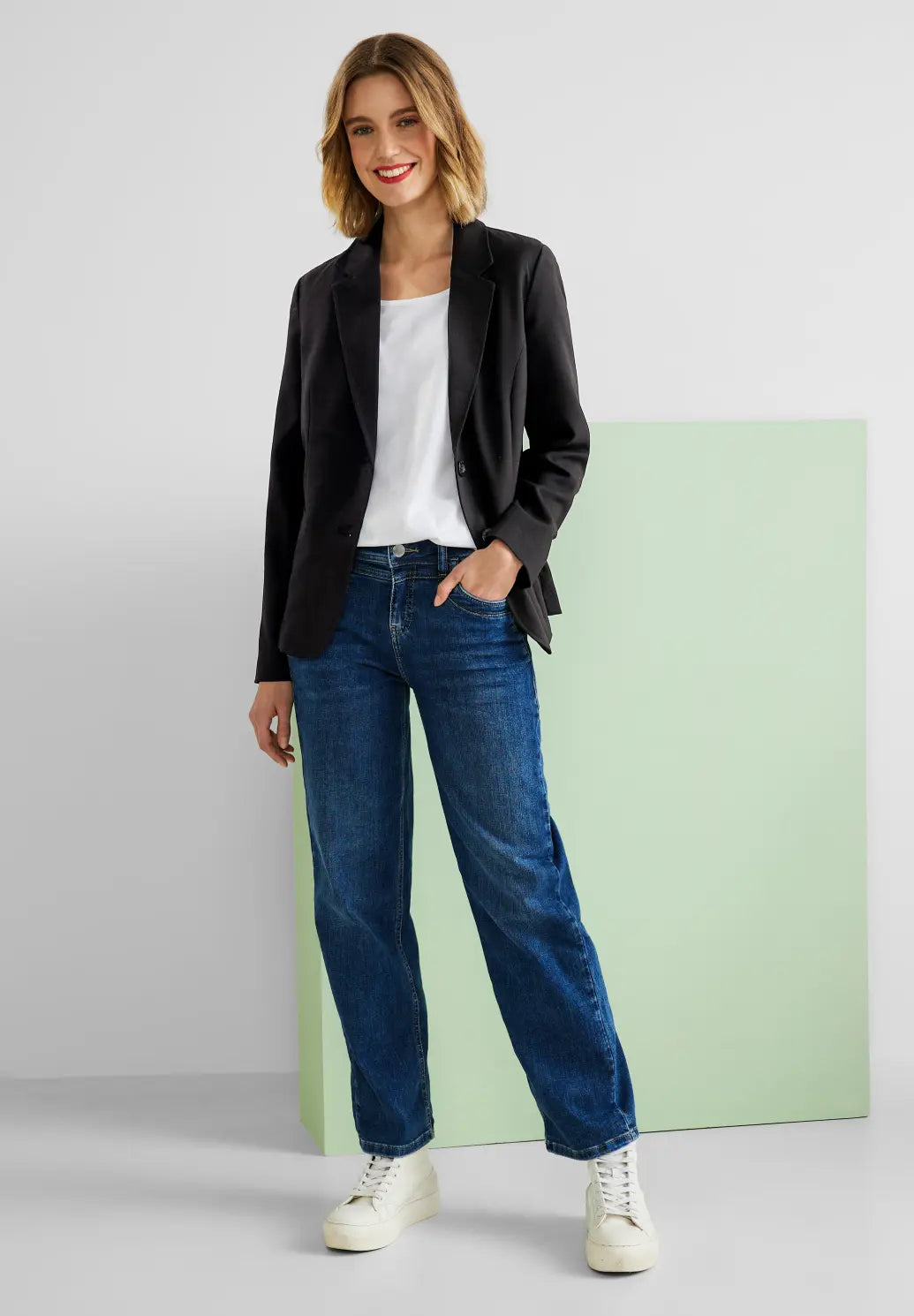 Double - Breasted Women's Polyester Blazers in Bright Colors for a Fun Style Street One black twill blazer 211839 Double - Breasted Women's Polyester Blazers in Bright Colors for a Fun Style Street One black twill blazer 211839