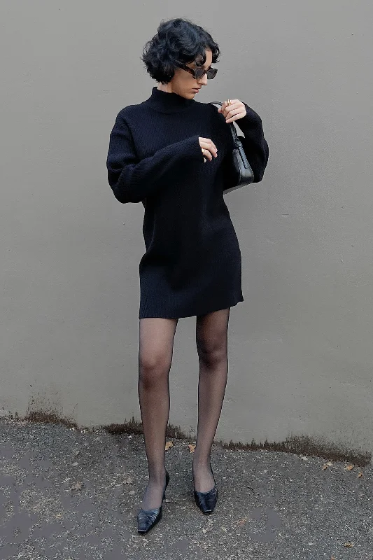 Longline Women's Mohair Sweater Dresses in a Loose Fit MINI TURTLENECK SWEATER DRESS Longline Women's Mohair Sweater Dresses in a Loose Fit MINI TURTLENECK SWEATER DRESS