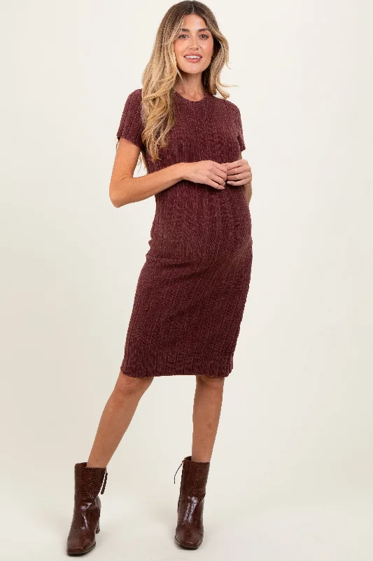 Midi - Length Women's Shetland Wool Sweater Dresses in Traditional Patterns Brown Chenille Knit Short Sleeve Maternity Sweater Dress Midi - Length Women's Shetland Wool Sweater Dresses in Traditional Patterns Brown Chenille Knit Short Sleeve Maternity Sweater Dress