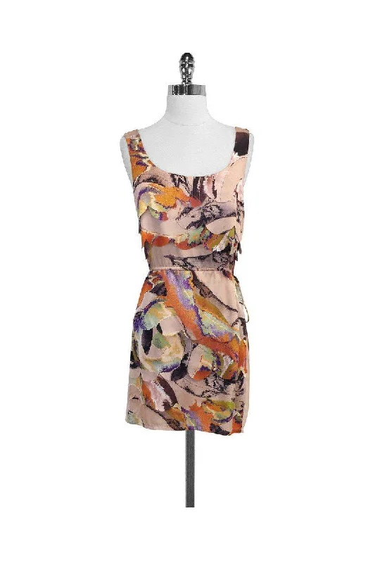 Ball Gown Women Dress with a Full Skirt for a Princess - like Look Ball Gown Women Dress with a Full Skirt for a Princess - like Look Ali Ro - Multicolor Print Scalloped Sleeveless Dress Sz 4 Ball Gown Women Dress with a Full Skirt for a Princess - like Look Ball Gown Women Dress with a Full Skirt for a Princess - like Look Ali Ro - Multicolor Print Scalloped Sleeveless Dress Sz 4