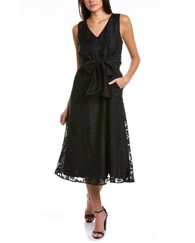 Halter Neck Women Dress to Show Off the Shoulders and Neckline Halter Neck Women Dress to Show Off the Shoulders and Neckline Anne Klein Midi Dress