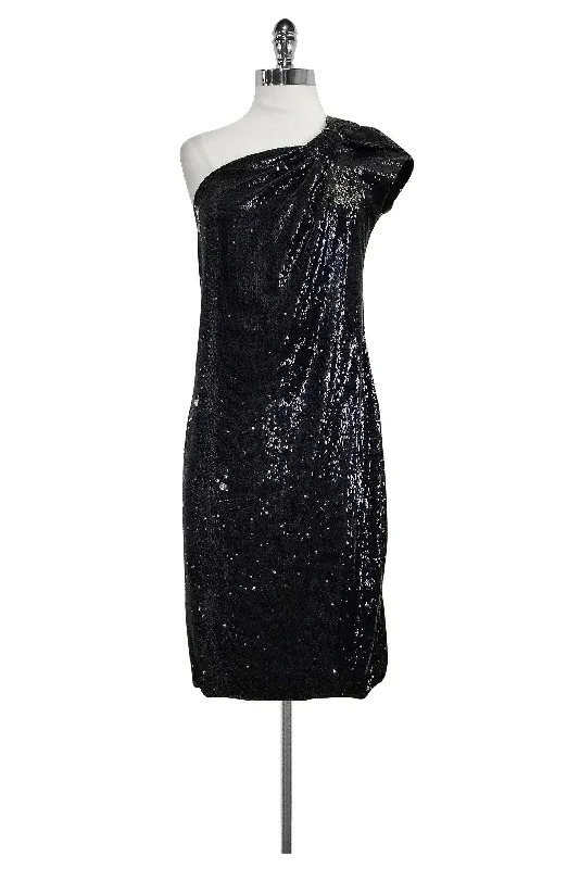 Maxi Women Dress with Floral Print for a Bohemian Vibe Maxi Women Dress with Floral Print for a Bohemian Vibe Armani Collezioni - Gunmetal Sequin Dress Sz 8 Maxi Women Dress with Floral Print for a Bohemian Vibe Maxi Women Dress with Floral Print for a Bohemian Vibe Armani Collezioni - Gunmetal Sequin Dress Sz 8