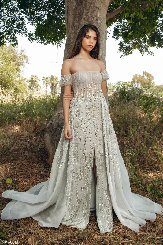 Long - Sleeve Women Dress in Velvet for a Luxurious Winter Look Long - Sleeve Women Dress in Velvet for a Luxurious Winter Look Azzure Couture FM6038