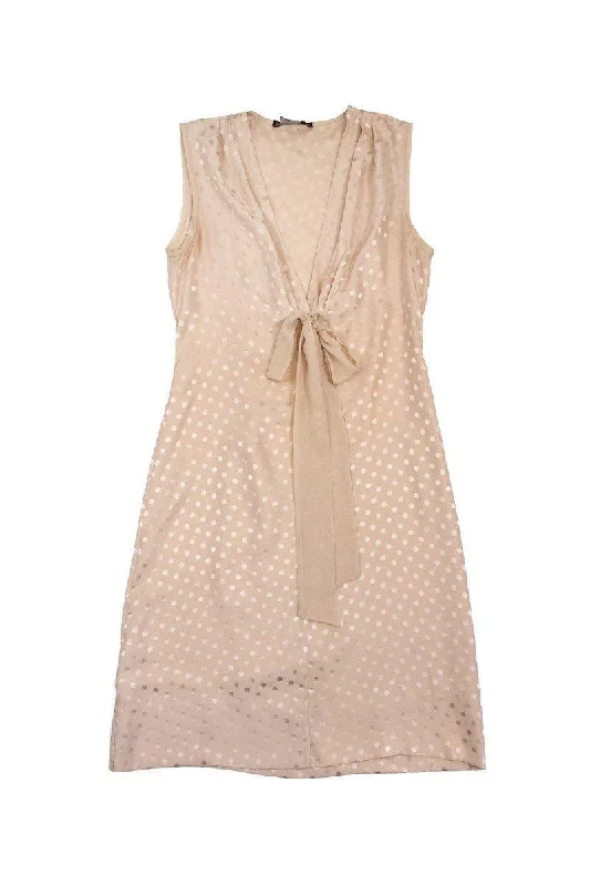 Sleeveless Women Dress in Bright Colors for Summer Parties Sleeveless Women Dress in Bright Colors for Summer Parties BCBG Max Azria - Blush Silk Polka Dot Dress Sz XXS Sleeveless Women Dress in Bright Colors for Summer Parties Sleeveless Women Dress in Bright Colors for Summer Parties BCBG Max Azria - Blush Silk Polka Dot Dress Sz XXS