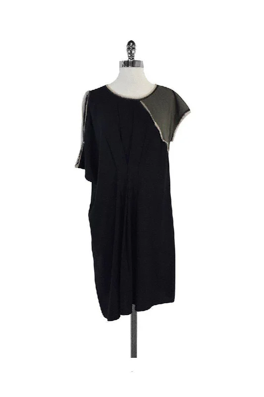 Maxi Women Dress with Floral Print for a Bohemian Vibe Maxi Women Dress with Floral Print for a Bohemian Vibe BCBG Max Azria Runway - Black & Grey Short Sleeve Shift Dress Sz S Maxi Women Dress with Floral Print for a Bohemian Vibe Maxi Women Dress with Floral Print for a Bohemian Vibe BCBG Max Azria Runway - Black & Grey Short Sleeve Shift Dress Sz S