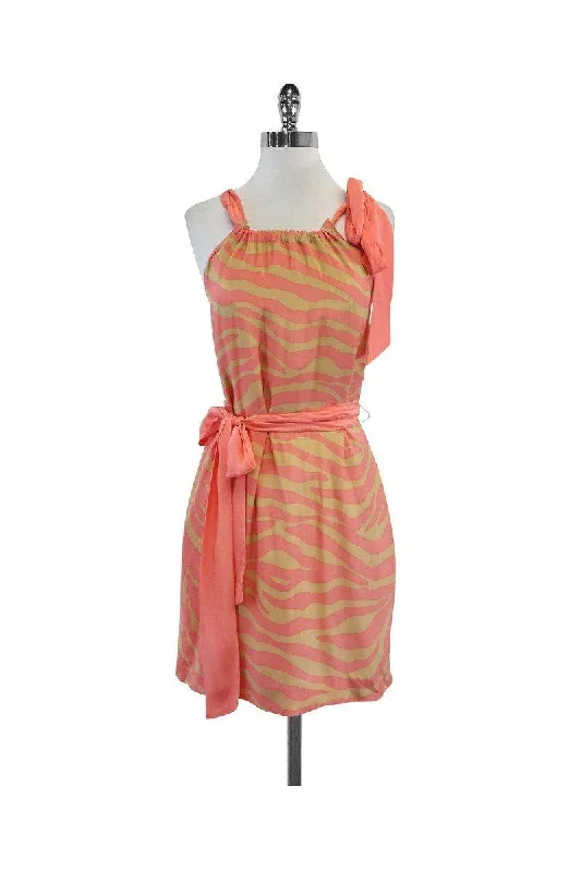 Pleated Women Dress with a Timeless and Elegant Texture Pleated Women Dress with a Timeless and Elegant Texture Britt Ryan - Coral & Tan Tie Waist Silk Dress Sz 6 Pleated Women Dress with a Timeless and Elegant Texture Pleated Women Dress with a Timeless and Elegant Texture Britt Ryan - Coral & Tan Tie Waist Silk Dress Sz 6