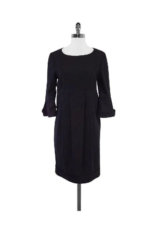 Mermaid - Style Women Dress with a Fitted Silhouette for Special Occasions Mermaid - Style Women Dress with a Fitted Silhouette for Special Occasions Burberry - Black Wool 3/4 Sleeve Dress Sz 8 Mermaid - Style Women Dress with a Fitted Silhouette for Special Occasions Mermaid - Style Women Dress with a Fitted Silhouette for Special Occasions Burberry - Black Wool 3/4 Sleeve Dress Sz 8