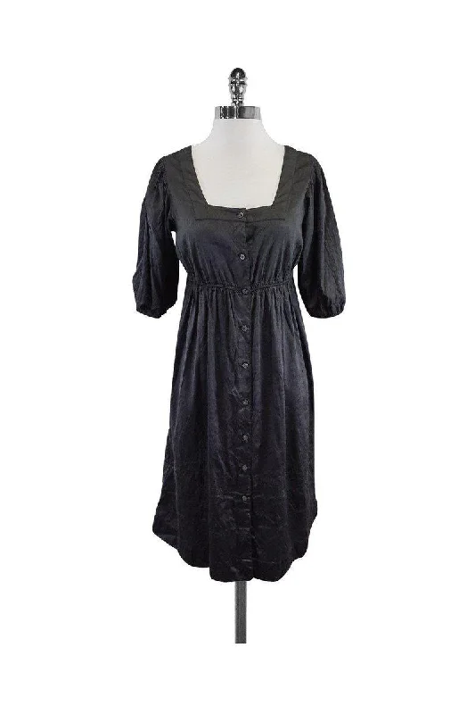 Mini Women Dress with a Short Hem for a Young and Trendy Style Mini Women Dress with a Short Hem for a Young and Trendy Style Calypso - Slate Grey Button Down Peasant Dress Sz XS