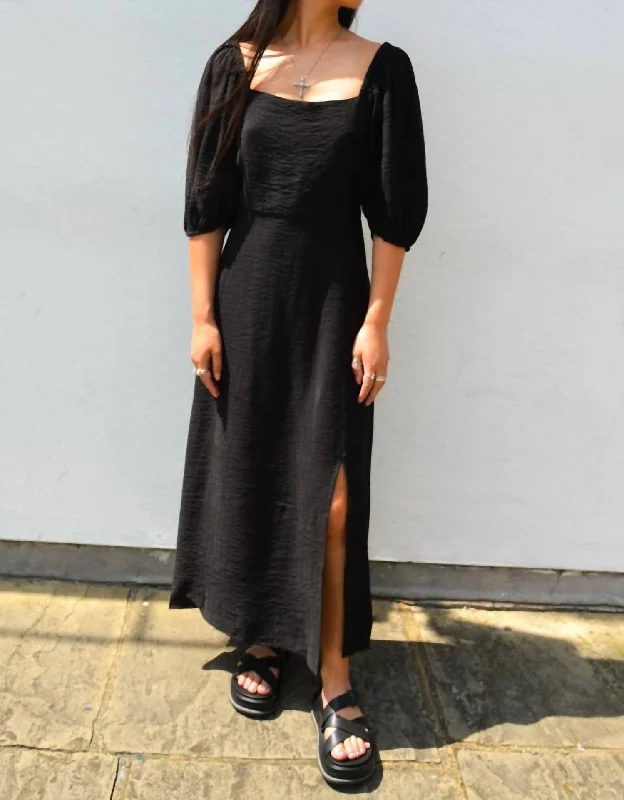 Halter Neck Women Dress to Show Off the Shoulders and Neckline Halter Neck Women Dress to Show Off the Shoulders and Neckline Celine Dress In Noir Halter Neck Women Dress to Show Off the Shoulders and Neckline Halter Neck Women Dress to Show Off the Shoulders and Neckline Celine Dress In Noir