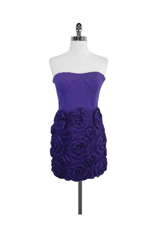 Plus Size Women Dress with a Flattering A - Line Cut for Comfort and Style Plus Size Women Dress with a Flattering A - Line Cut for Comfort and Style Cynthia Steffe - Purple Rosette Strapless Dress Sz 4 Plus Size Women Dress with a Flattering A - Line Cut for Comfort and Style Plus Size Women Dress with a Flattering A - Line Cut for Comfort and Style Cynthia Steffe - Purple Rosette Strapless Dress Sz 4