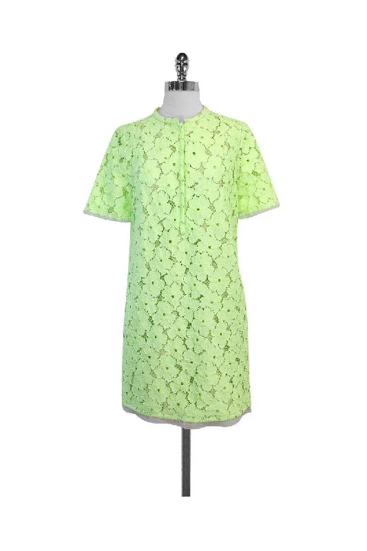 Ruffled Women Dress with Multiple Layers for a Playful and Girly Style Ruffled Women Dress with Multiple Layers for a Playful and Girly Style Diane von Furstenberg - Neon Green Floral Eyelet Dress Sz 8 Ruffled Women Dress with Multiple Layers for a Playful and Girly Style Ruffled Women Dress with Multiple Layers for a Playful and Girly Style Diane von Furstenberg - Neon Green Floral Eyelet Dress Sz 8