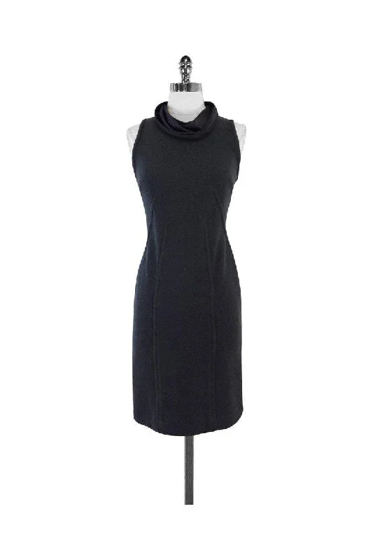 Halter Neck Women Dress to Show Off the Shoulders and Neckline Halter Neck Women Dress to Show Off the Shoulders and Neckline Giorgio Armani - Grey Wool Sleeveless Dress Sz 4 Halter Neck Women Dress to Show Off the Shoulders and Neckline Halter Neck Women Dress to Show Off the Shoulders and Neckline Giorgio Armani - Grey Wool Sleeveless Dress Sz 4