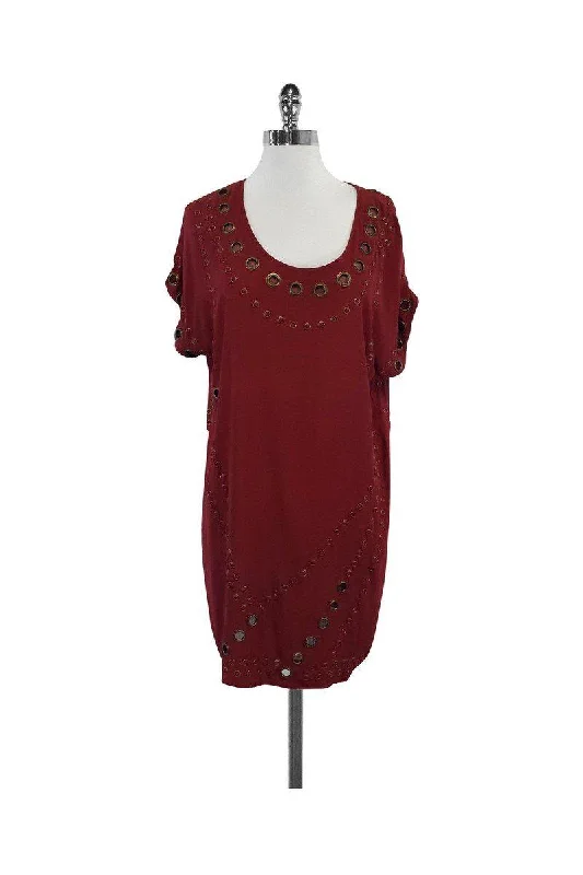 Ruffled Women Dress with Multiple Layers for a Playful and Girly Style Ruffled Women Dress with Multiple Layers for a Playful and Girly Style Haute Hippie - Rust Silk Grommet Shift Dress Sz M Ruffled Women Dress with Multiple Layers for a Playful and Girly Style Ruffled Women Dress with Multiple Layers for a Playful and Girly Style Haute Hippie - Rust Silk Grommet Shift Dress Sz M