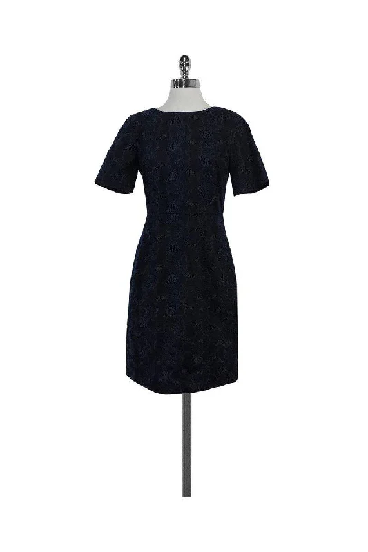 Backless Women Dress for a Sexy and Alluring Look at Evening Events Backless Women Dress for a Sexy and Alluring Look at Evening Events J.Crew - Black & Navy Embroidered Floral Dress Sz 4 Backless Women Dress for a Sexy and Alluring Look at Evening Events Backless Women Dress for a Sexy and Alluring Look at Evening Events J.Crew - Black & Navy Embroidered Floral Dress Sz 4