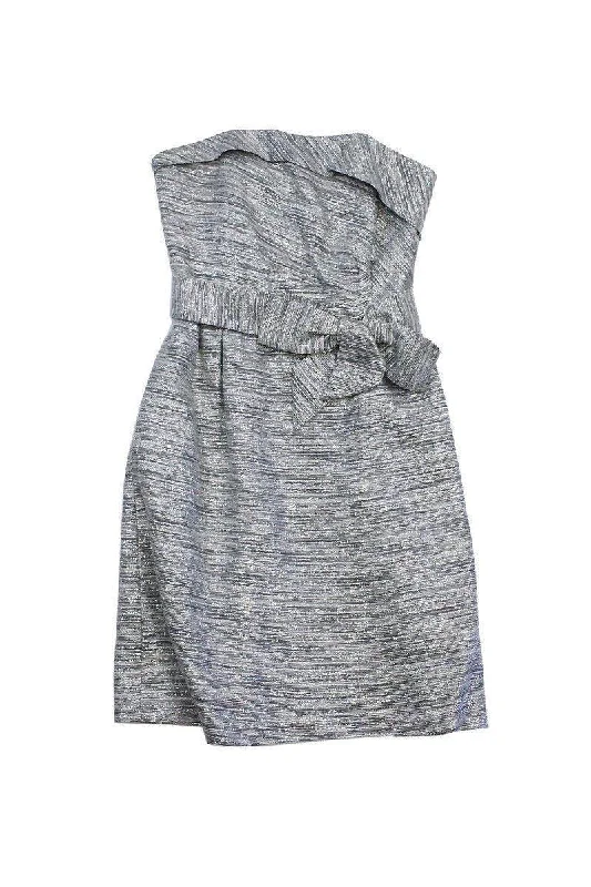 Ruffled Women Dress with Multiple Layers for a Playful and Girly Style Ruffled Women Dress with Multiple Layers for a Playful and Girly Style Kate Spade - Silver Metallic Striped Strapless Dress Sz 6 Ruffled Women Dress with Multiple Layers for a Playful and Girly Style Ruffled Women Dress with Multiple Layers for a Playful and Girly Style Kate Spade - Silver Metallic Striped Strapless Dress Sz 6