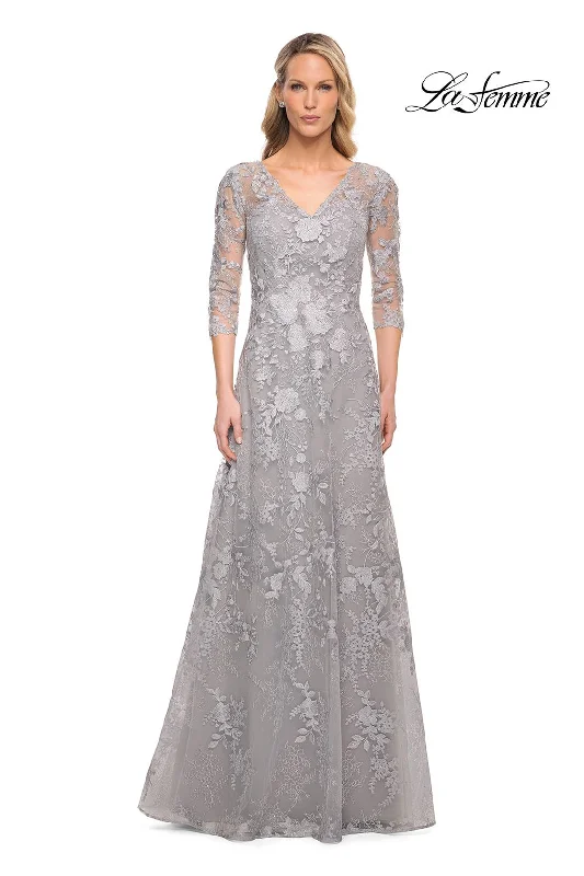 Empire Waist Women Dress to Accentuate the Bust and Conceal the Waist Empire Waist Women Dress to Accentuate the Bust and Conceal the Waist La Femme 29989 Empire Waist Women Dress to Accentuate the Bust and Conceal the Waist Empire Waist Women Dress to Accentuate the Bust and Conceal the Waist La Femme 29989