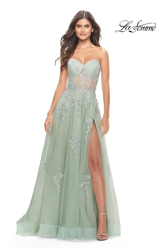 Empire Waist Women Dress to Accentuate the Bust and Conceal the Waist Empire Waist Women Dress to Accentuate the Bust and Conceal the Waist La Femme 31577 Empire Waist Women Dress to Accentuate the Bust and Conceal the Waist Empire Waist Women Dress to Accentuate the Bust and Conceal the Waist La Femme 31577