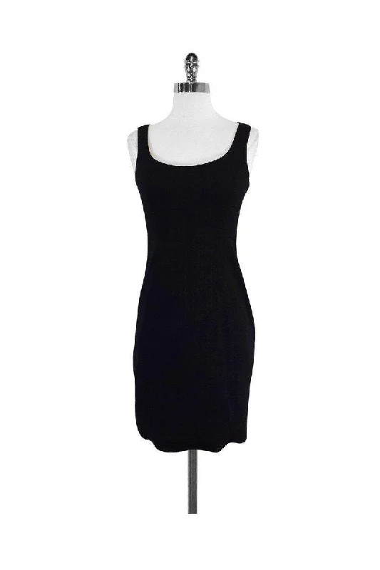 Maxi Women Dress with Floral Print for a Bohemian Vibe Maxi Women Dress with Floral Print for a Bohemian Vibe LaVia 18 - Black Wool Sleeveless Dress Sz 2 Maxi Women Dress with Floral Print for a Bohemian Vibe Maxi Women Dress with Floral Print for a Bohemian Vibe LaVia 18 - Black Wool Sleeveless Dress Sz 2