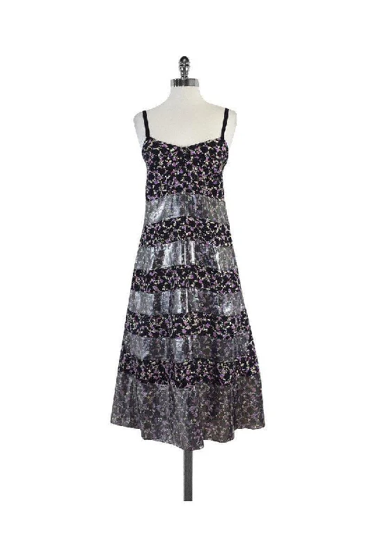 Pleated Women Dress with a Timeless and Elegant Texture Pleated Women Dress with a Timeless and Elegant Texture Marc by Marc Jacobs - Black & Purple Metallic Striped Dress Sz 2 Pleated Women Dress with a Timeless and Elegant Texture Pleated Women Dress with a Timeless and Elegant Texture Marc by Marc Jacobs - Black & Purple Metallic Striped Dress Sz 2