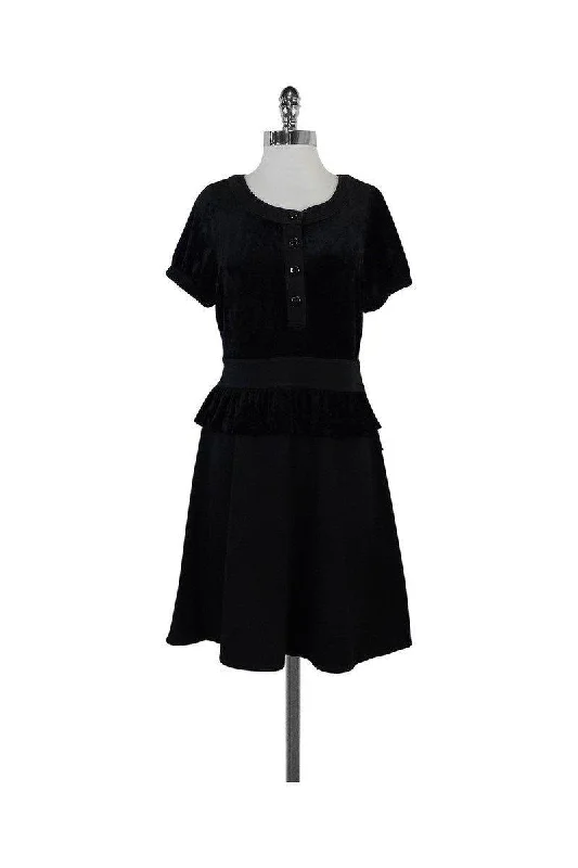 Maxi Women Dress with Floral Print for a Bohemian Vibe Maxi Women Dress with Floral Print for a Bohemian Vibe Marc by Marc Jacobs - Black Short Sleeve Peplum Dress Sz M Maxi Women Dress with Floral Print for a Bohemian Vibe Maxi Women Dress with Floral Print for a Bohemian Vibe Marc by Marc Jacobs - Black Short Sleeve Peplum Dress Sz M