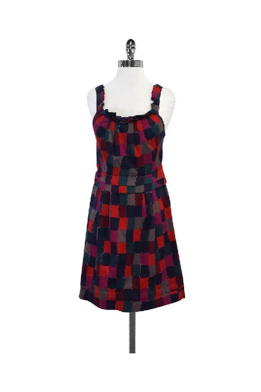 Little Black Women Dress with Sequins for a Glamorous Night Out Little Black Women Dress with Sequins for a Glamorous Night Out Marc by Marc Jacobs - Checker Print Ruffle Dress Sz 4 Little Black Women Dress with Sequins for a Glamorous Night Out Little Black Women Dress with Sequins for a Glamorous Night Out Marc by Marc Jacobs - Checker Print Ruffle Dress Sz 4