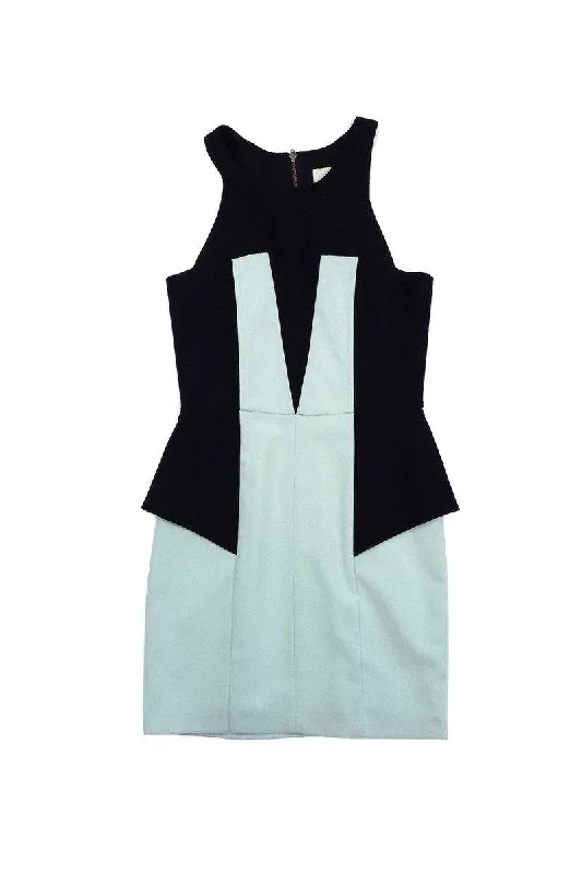 Off - the - Shoulder Women Dress for a Romantic and Feminine Look Off - the - Shoulder Women Dress for a Romantic and Feminine Look Mason - Black & Light Green Sleeveless Dress Sz 2 Off - the - Shoulder Women Dress for a Romantic and Feminine Look Off - the - Shoulder Women Dress for a Romantic and Feminine Look Mason - Black & Light Green Sleeveless Dress Sz 2