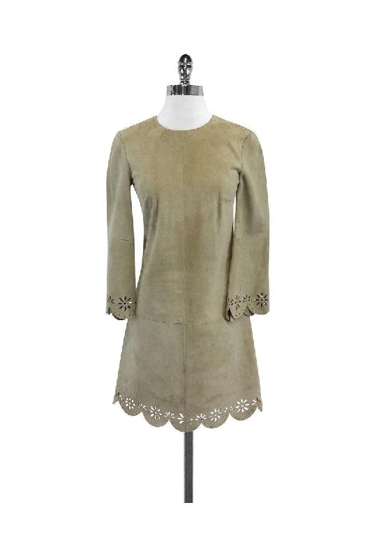 Printed Abstract Women Dress for a Modern and Artistic Appeal Printed Abstract Women Dress for a Modern and Artistic Appeal Michael Kors - Tan Suede Scalloped Dress Sz 2 Printed Abstract Women Dress for a Modern and Artistic Appeal Printed Abstract Women Dress for a Modern and Artistic Appeal Michael Kors - Tan Suede Scalloped Dress Sz 2