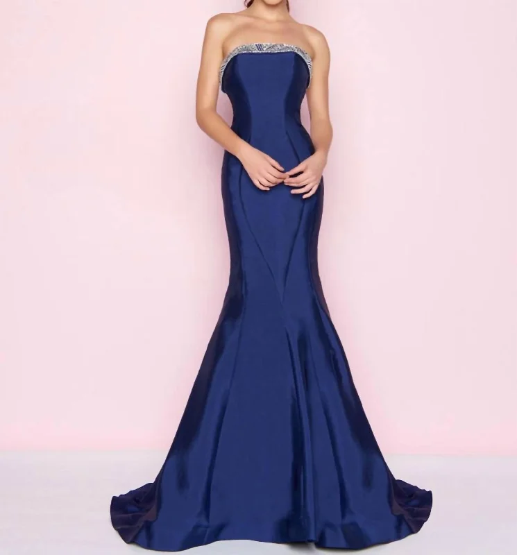 Pleated Women Dress with a Timeless and Elegant Texture Pleated Women Dress with a Timeless and Elegant Texture Mikado Gown In Midnight Pleated Women Dress with a Timeless and Elegant Texture Pleated Women Dress with a Timeless and Elegant Texture Mikado Gown In Midnight