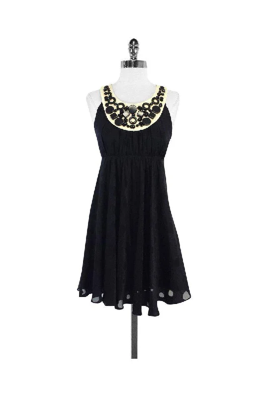 Strapless Women Dress with a Built - in Bra for Comfort and Support Strapless Women Dress with a Built - in Bra for Comfort and Support Milly - Black & Cream Circle Print Silk Dress Sz 2 Strapless Women Dress with a Built - in Bra for Comfort and Support Strapless Women Dress with a Built - in Bra for Comfort and Support Milly - Black & Cream Circle Print Silk Dress Sz 2