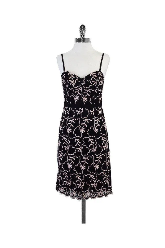 Ruffled Women Dress with Multiple Layers for a Playful and Girly Style Ruffled Women Dress with Multiple Layers for a Playful and Girly Style Milly - Black Lace & Pink Embroidered Dress Sz 4 Ruffled Women Dress with Multiple Layers for a Playful and Girly Style Ruffled Women Dress with Multiple Layers for a Playful and Girly Style Milly - Black Lace & Pink Embroidered Dress Sz 4
