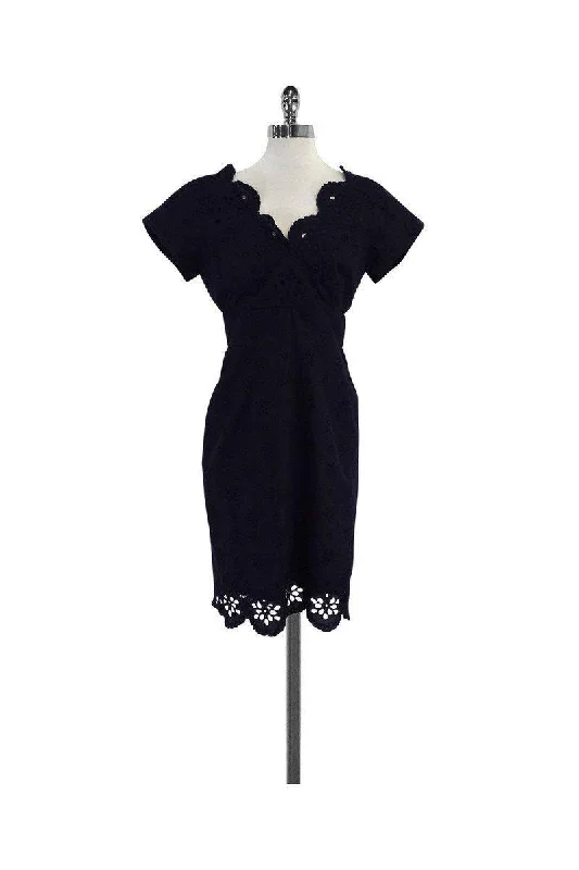 Pleated Women Dress with a Timeless and Elegant Texture Pleated Women Dress with a Timeless and Elegant Texture Milly - Navy Short Sleeve Cotton Eyelet Dress Sz 6 Pleated Women Dress with a Timeless and Elegant Texture Pleated Women Dress with a Timeless and Elegant Texture Milly - Navy Short Sleeve Cotton Eyelet Dress Sz 6