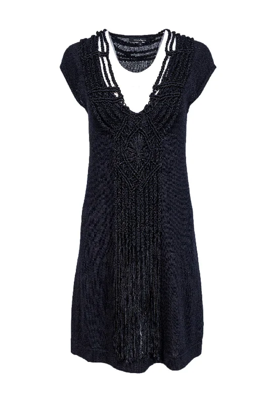 Sleeveless Women Dress in Bright Colors for Summer Parties Sleeveless Women Dress in Bright Colors for Summer Parties Nanette Lepore - Black Knit Sheath Dress w/ Rope Details Sz S Sleeveless Women Dress in Bright Colors for Summer Parties Sleeveless Women Dress in Bright Colors for Summer Parties Nanette Lepore - Black Knit Sheath Dress w/ Rope Details Sz S