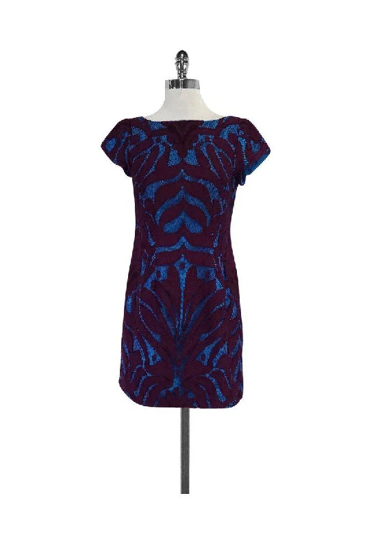 Shift Women Dress with a Simple and Classic Design for Everyday Wear Shift Women Dress with a Simple and Classic Design for Everyday Wear Nanette Lepore - Purple & Blue Lace Dress Sz 6 Shift Women Dress with a Simple and Classic Design for Everyday Wear Shift Women Dress with a Simple and Classic Design for Everyday Wear Nanette Lepore - Purple & Blue Lace Dress Sz 6