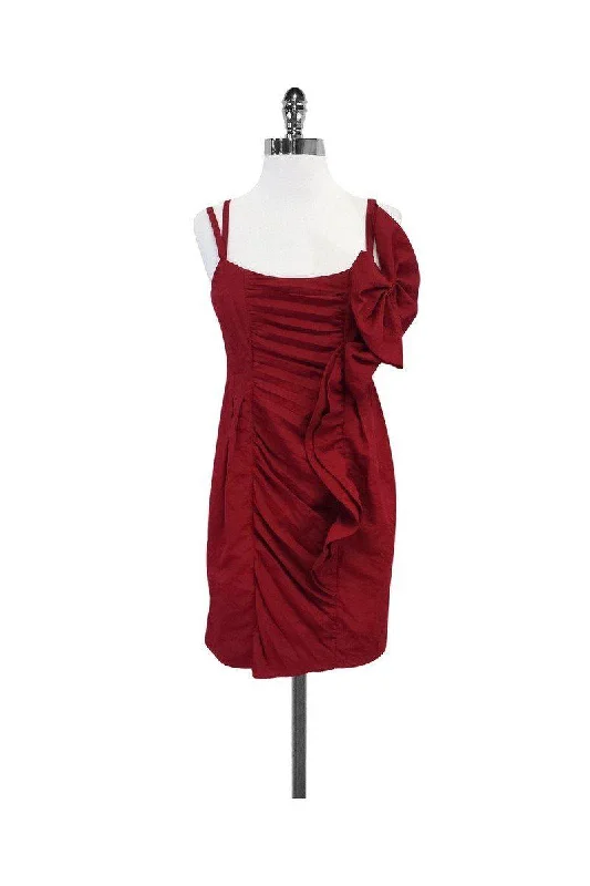 Backless Women Dress for a Sexy and Alluring Look at Evening Events Backless Women Dress for a Sexy and Alluring Look at Evening Events Nanette Lepore - Red Gathered Spaghetti Strap Dress Sz 2 Backless Women Dress for a Sexy and Alluring Look at Evening Events Backless Women Dress for a Sexy and Alluring Look at Evening Events Nanette Lepore - Red Gathered Spaghetti Strap Dress Sz 2
