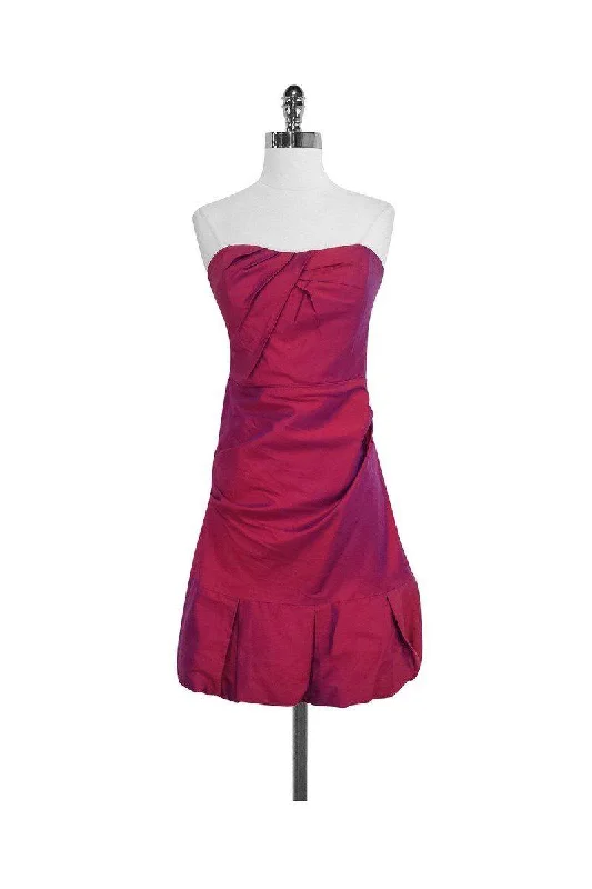 Mermaid - Style Women Dress with a Fitted Silhouette for Special Occasions Mermaid - Style Women Dress with a Fitted Silhouette for Special Occasions Nicole Miller - Magenta Duochrome Silk Strapless Dress Sz 8 Mermaid - Style Women Dress with a Fitted Silhouette for Special Occasions Mermaid - Style Women Dress with a Fitted Silhouette for Special Occasions Nicole Miller - Magenta Duochrome Silk Strapless Dress Sz 8