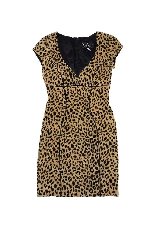 Long - Sleeve Women Dress in Velvet for a Luxurious Winter Look Long - Sleeve Women Dress in Velvet for a Luxurious Winter Look Nicole Miller - Short Sleeve Cheetah Print Cotton Dress Sz 4 Long - Sleeve Women Dress in Velvet for a Luxurious Winter Look Long - Sleeve Women Dress in Velvet for a Luxurious Winter Look Nicole Miller - Short Sleeve Cheetah Print Cotton Dress Sz 4