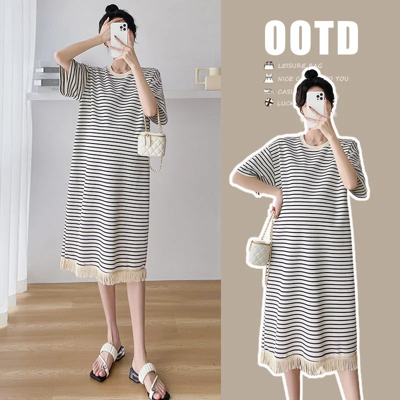 Mini Women Dress with a Short Hem for a Young and Trendy Style Mini Women Dress with a Short Hem for a Young and Trendy Style NiDELL Maternity Dress . New Korean Style Lazy Style Striped Design Hem Frayed Young Pregnant Women Dress Mini Women Dress with a Short Hem for a Young and Trendy Style Mini Women Dress with a Short Hem for a Young and Trendy Style NiDELL Maternity Dress . New Korean Style Lazy Style Striped Design Hem Frayed Young Pregnant Women Dress