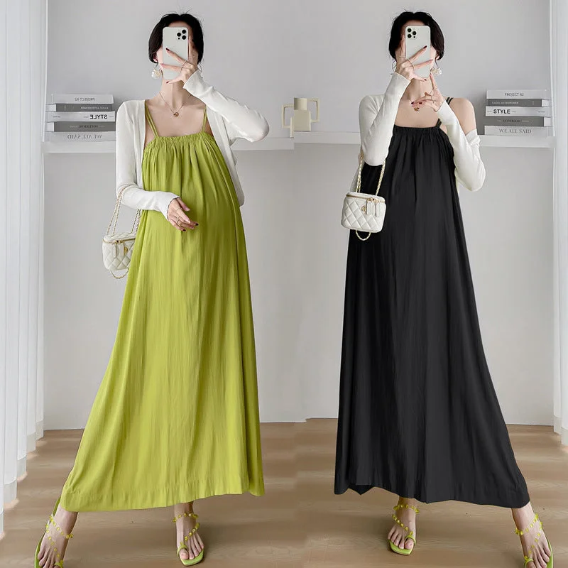 Maxi Women Dress with Floral Print for a Bohemian Vibe Maxi Women Dress with Floral Print for a Bohemian Vibe NiDELL Maternity Dress . New Spring Long Sleeve French Light Green Maternity Dress Two-Piece Suspender Dress