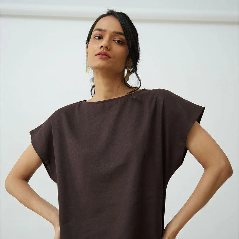 Wrap - Style Women Dress with Adjustable Fit for All Body Types Wrap - Style Women Dress with Adjustable Fit for All Body Types Organic Cotton T-Shirt | Brown Wrap - Style Women Dress with Adjustable Fit for All Body Types Wrap - Style Women Dress with Adjustable Fit for All Body Types Organic Cotton T-Shirt | Brown