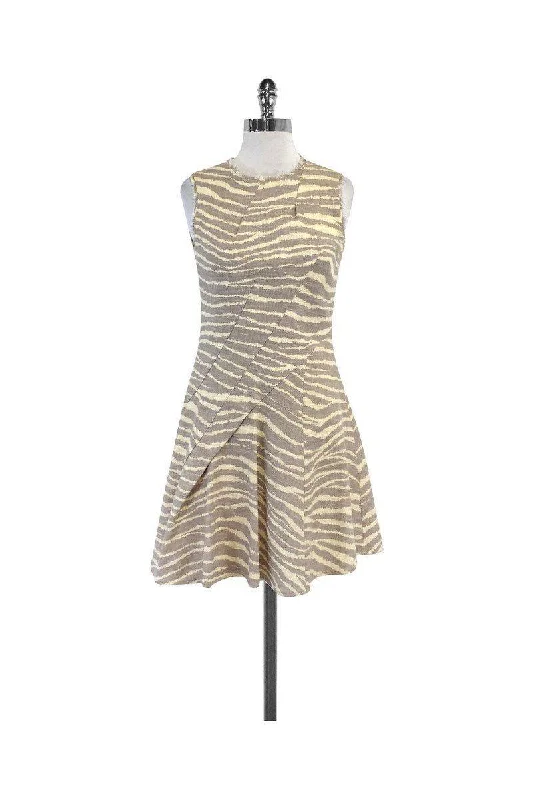 Halter Neck Women Dress to Show Off the Shoulders and Neckline Halter Neck Women Dress to Show Off the Shoulders and Neckline Rachel Comey - Cream & Grey Print Sleeveless Dress Sz 4 Halter Neck Women Dress to Show Off the Shoulders and Neckline Halter Neck Women Dress to Show Off the Shoulders and Neckline Rachel Comey - Cream & Grey Print Sleeveless Dress Sz 4
