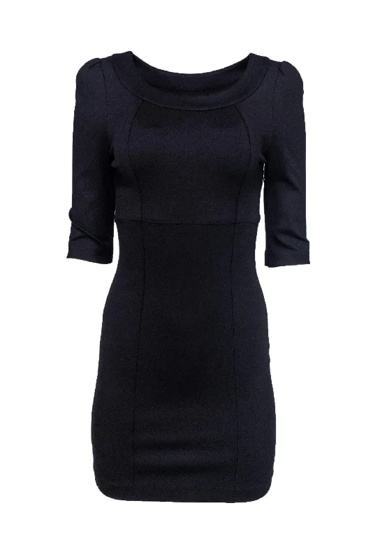 Printed Abstract Women Dress for a Modern and Artistic Appeal Printed Abstract Women Dress for a Modern and Artistic Appeal Rebecca Minkoff - Black 3/4 Sleeve Dress Sz 0 Printed Abstract Women Dress for a Modern and Artistic Appeal Printed Abstract Women Dress for a Modern and Artistic Appeal Rebecca Minkoff - Black 3/4 Sleeve Dress Sz 0